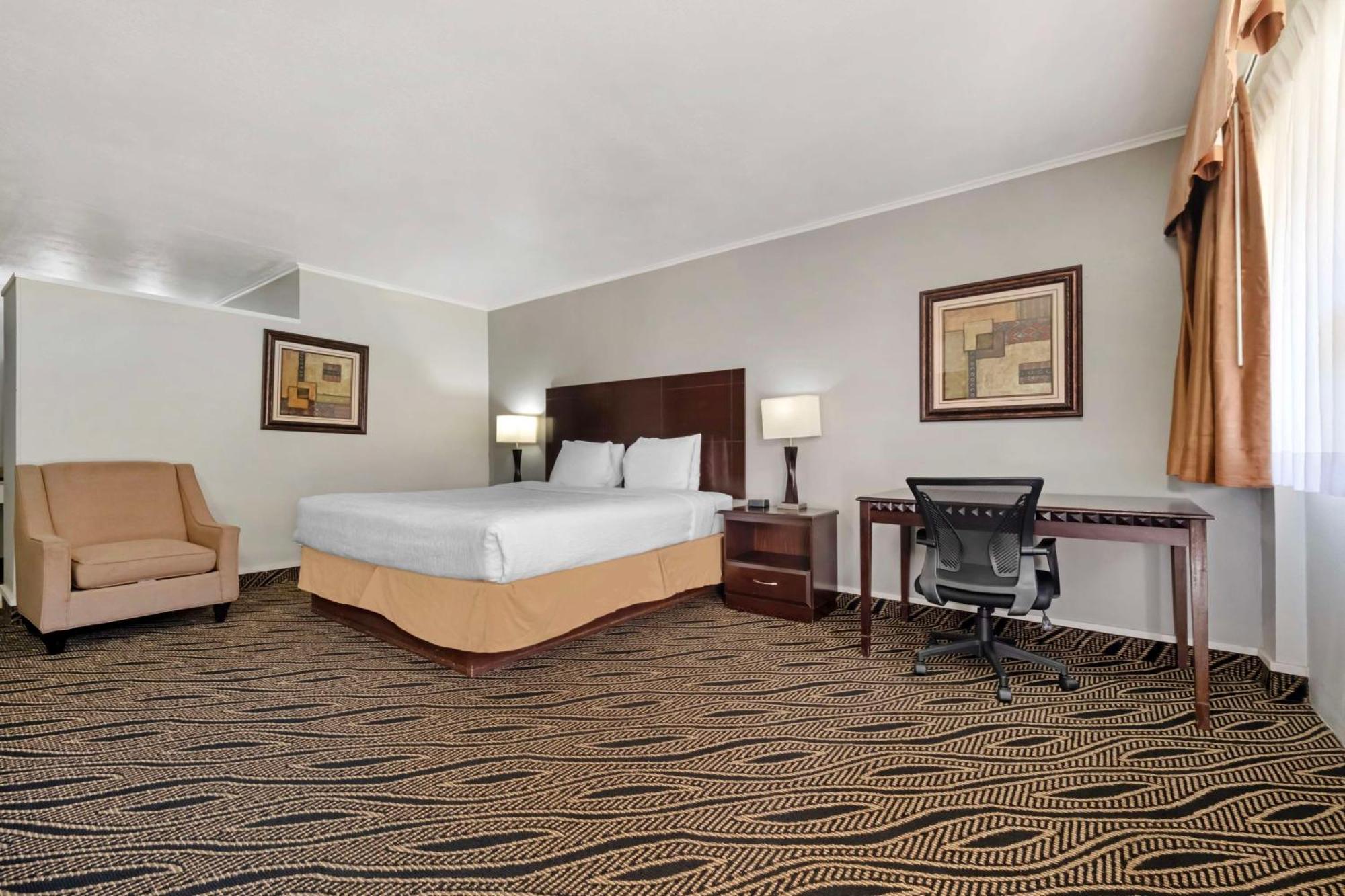 Best Western Red Carpet Inn Hereford Exterior photo
