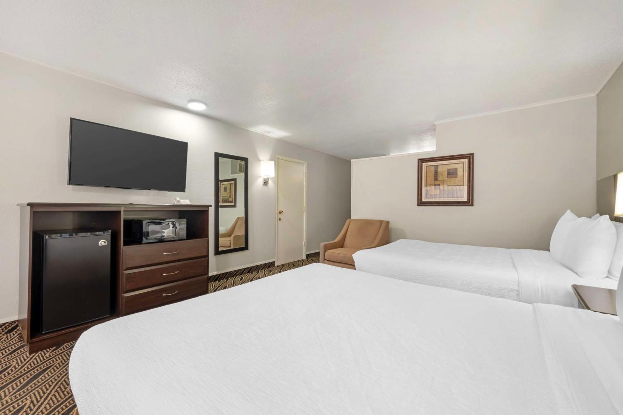 Best Western Red Carpet Inn Hereford Exterior photo