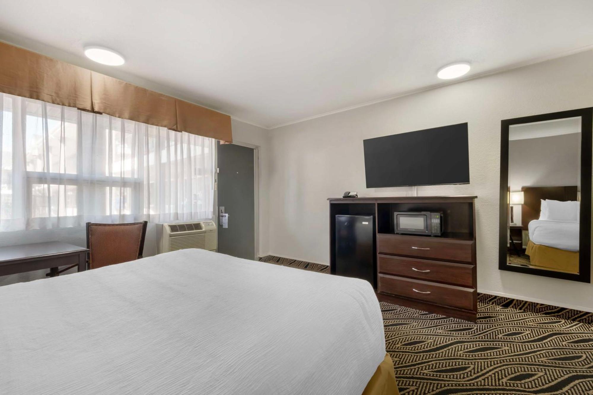 Best Western Red Carpet Inn Hereford Exterior photo