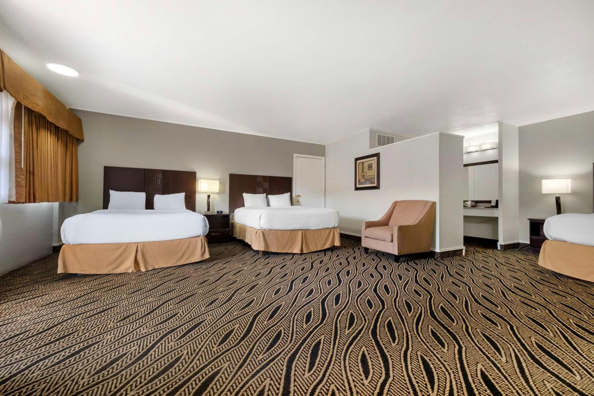 Best Western Red Carpet Inn Hereford Exterior photo
